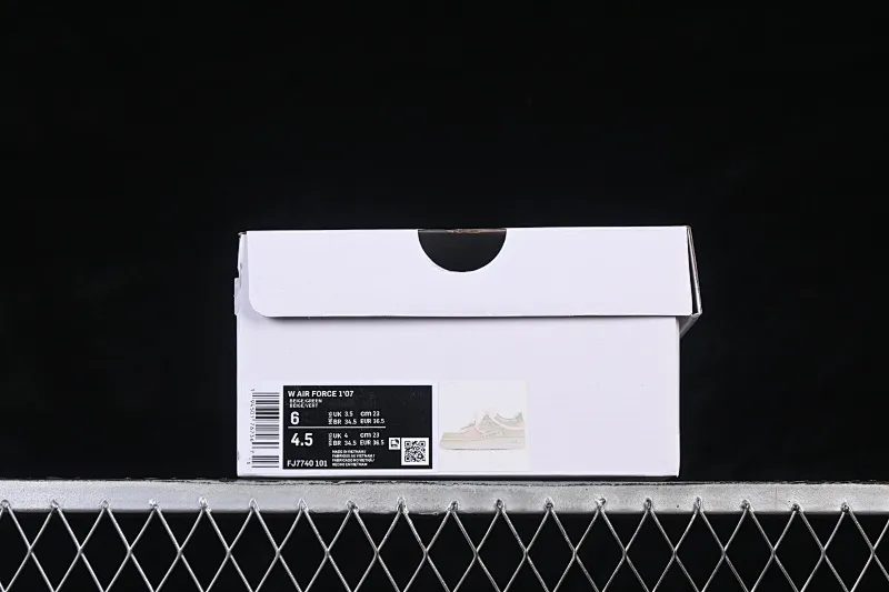 All categories Nk Air Force 1 Air Force series Nk Air Force 1 Low Air Force low-top Nike Air Force 1'07 Low "Pearl & Soft Jade" Hand-painted graffiti Pearl nephrite Air Force 1 low-top casual sneakers FJ7740-101